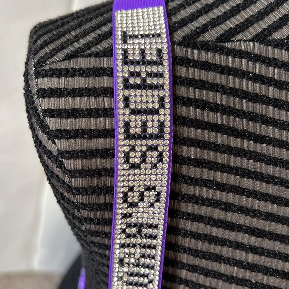 VS very sexy bombshell added 2 cups - Picture 2 of 6